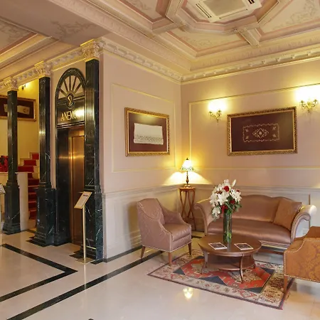 فندق Anemon Koleksiyon Galata 3*