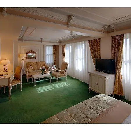 Anemon Koleksiyon Galata Hotel 4*