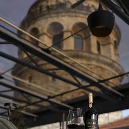 Отель Anemon Koleksiyon Galata 3*