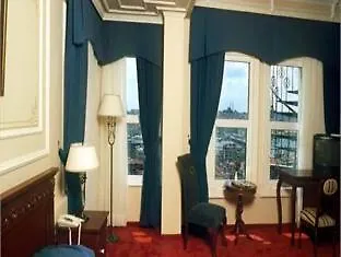 Anemon Galata Hotel 4*