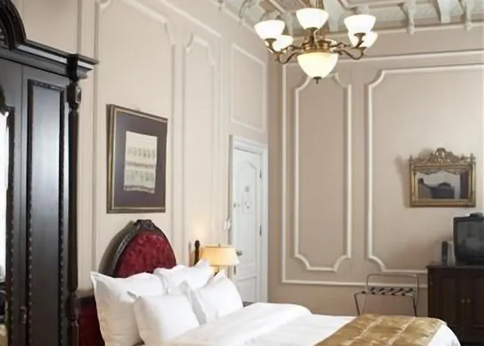 Anemon Koleksiyon Galata Otel 3*